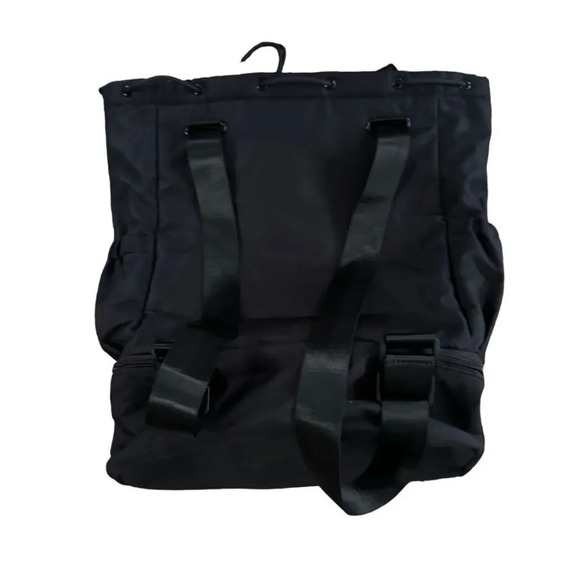 EUC Beyond Yoga gym backpack convertible bag oversized Black - Picture 8 of 10